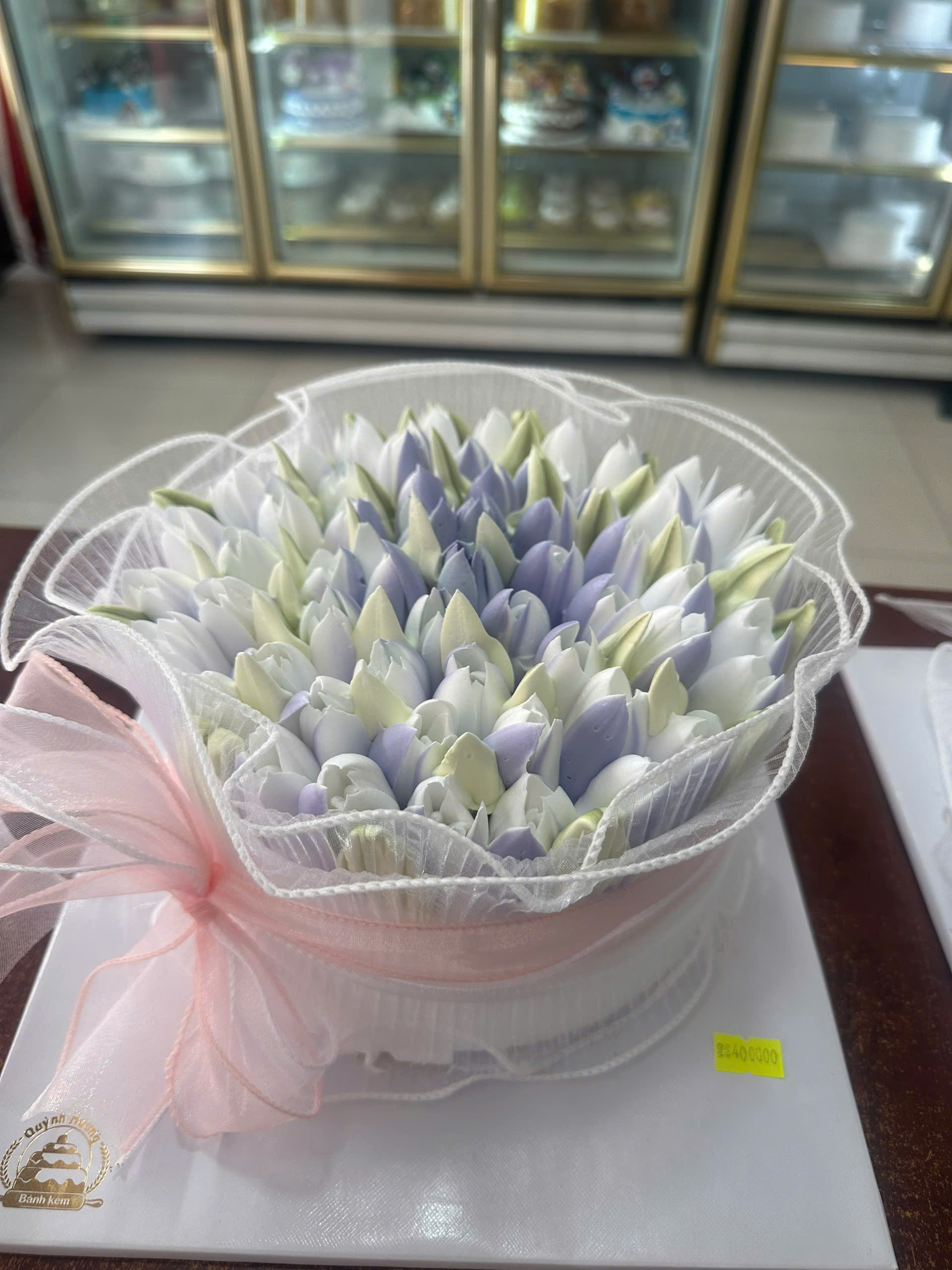 Mua Bánh Kem Sinh Nhật Ở Vĩnh Long Cho 10 Người: Nên Chọn Kích Thước Bánh Thế Nào?